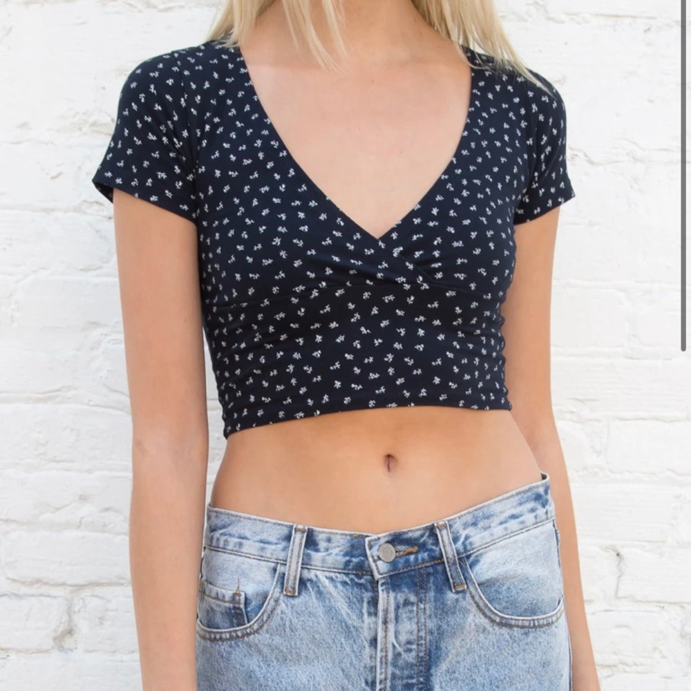AMARA FLORAL TOP